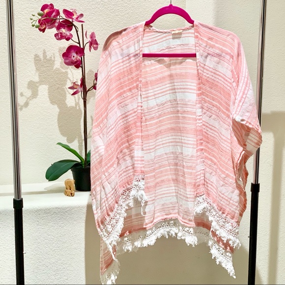 Hollister Sweaters - Casual Date: Light Cardigan
